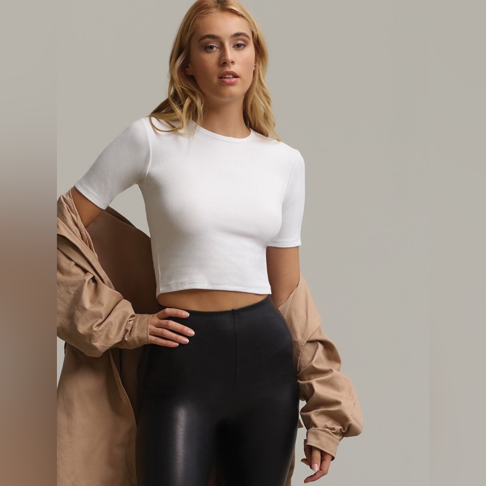 Commando Luxury Ribbed Crop Tee in White Small